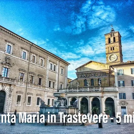 Khris - Trastevere - San Cosimato * רומא